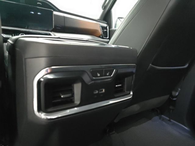 Used 2024 GMC Sierra 1500 Denali image 13