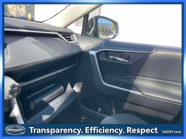 Used 2022 Toyota RAV4 XLE w/ Convenience Package AWD/4WD image 34