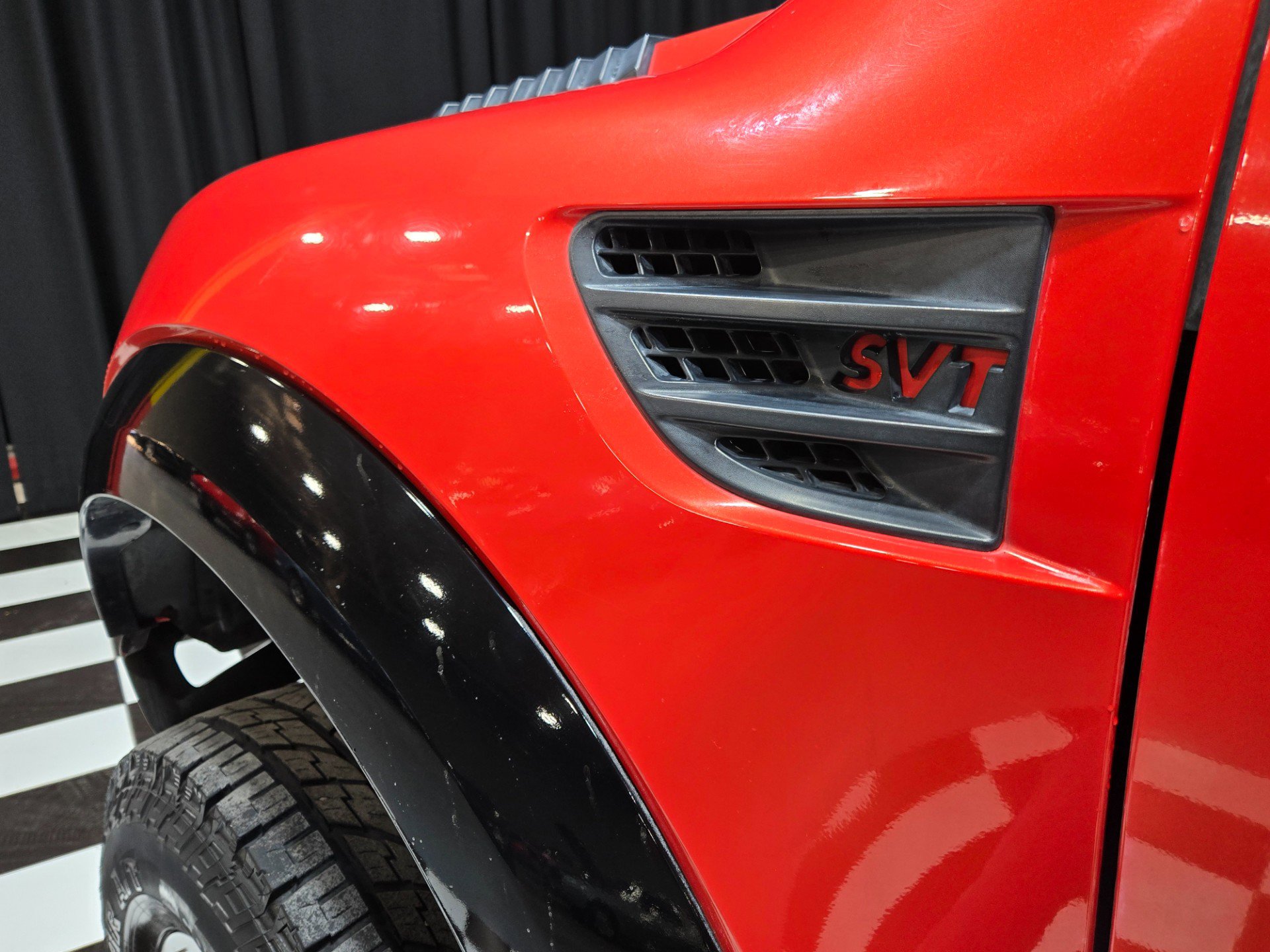 Used 2010 Ford F150 Raptor AWD/4WD image 7