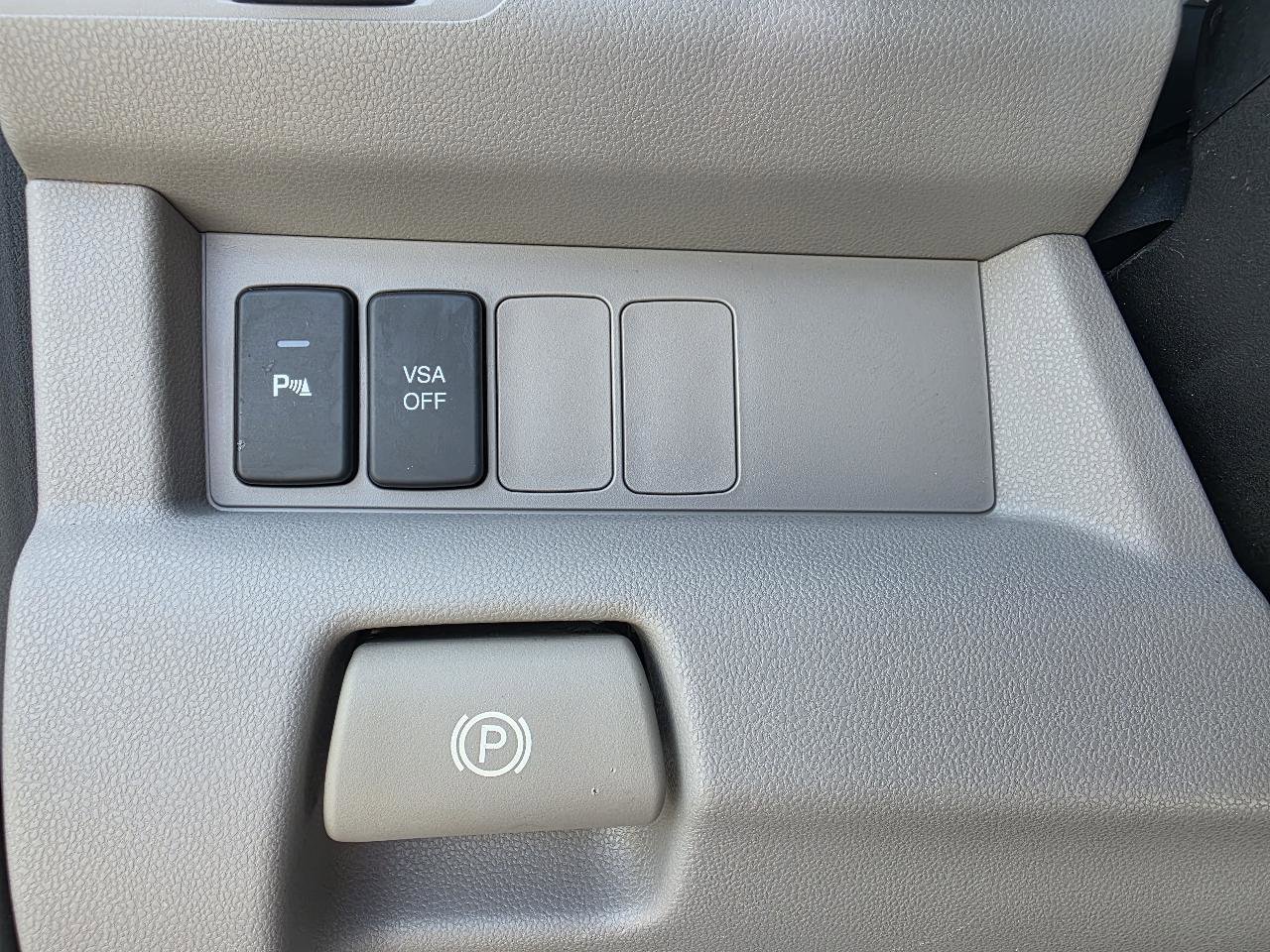 Used 2010 Honda Pilot Touring image 15