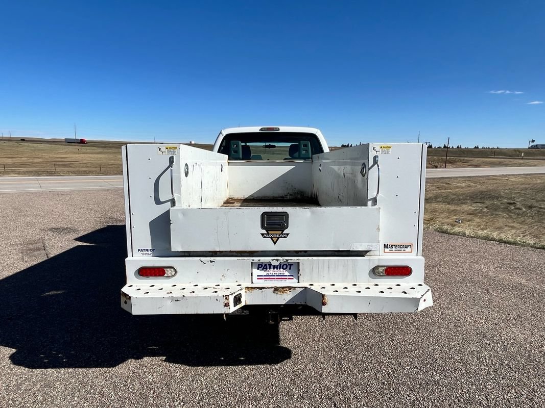 Used 2015 Ford F350 XL w/ Power Equipment Group AWD/4WD image 4