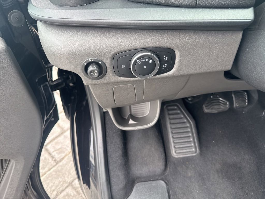 Used 2025 Ford Transit 350 XLT RWD image 24