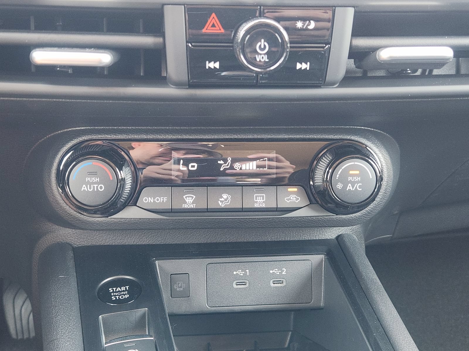 New 2027 Nissan Kicks SV FWD image 18