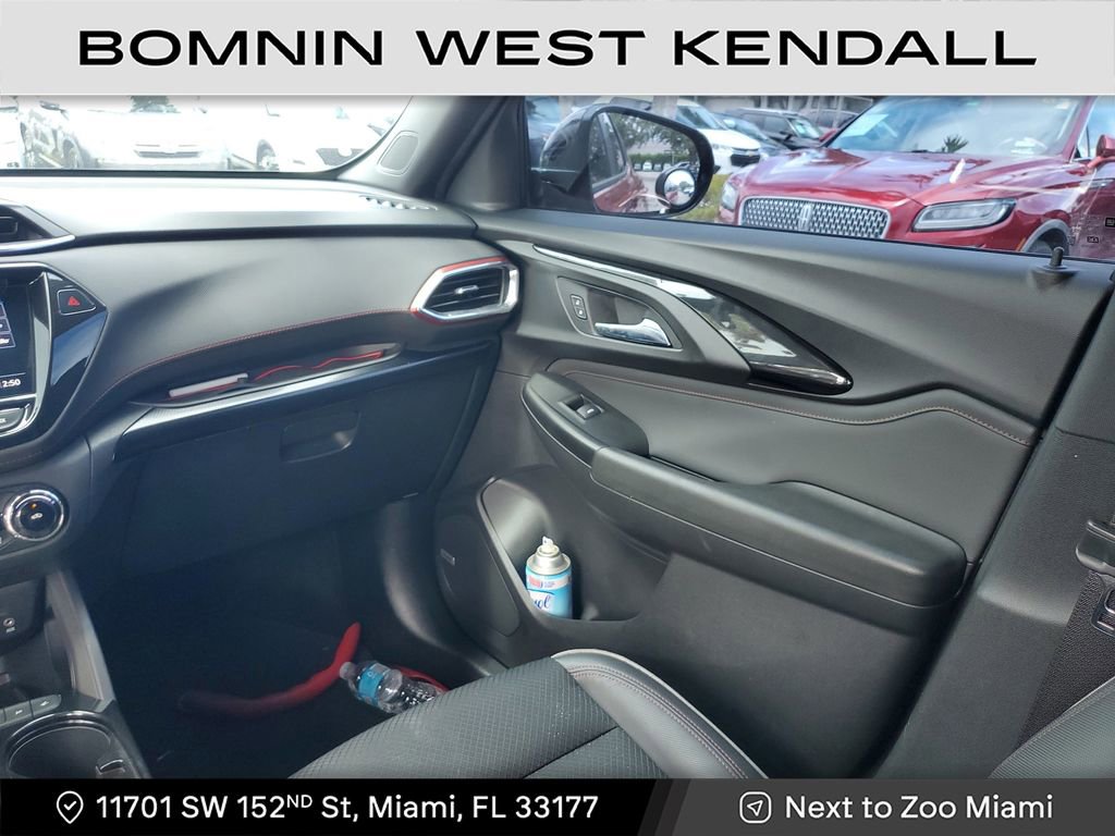 Used 2021 Chevrolet TrailBlazer RS w/ Sun and Liftgate Package image 17
