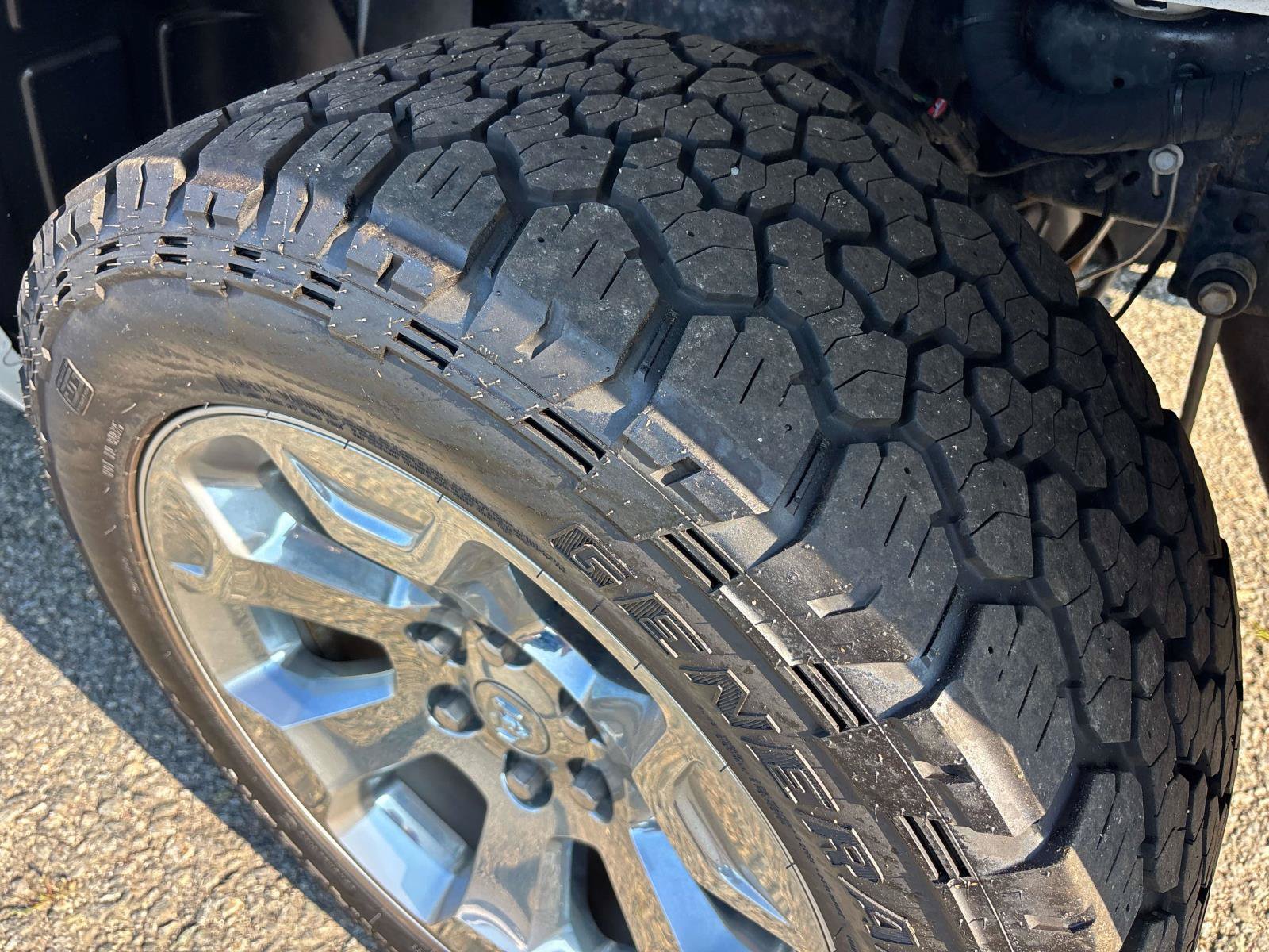 Used 2023 RAM 1500 Big Horn AWD/4WD image 9
