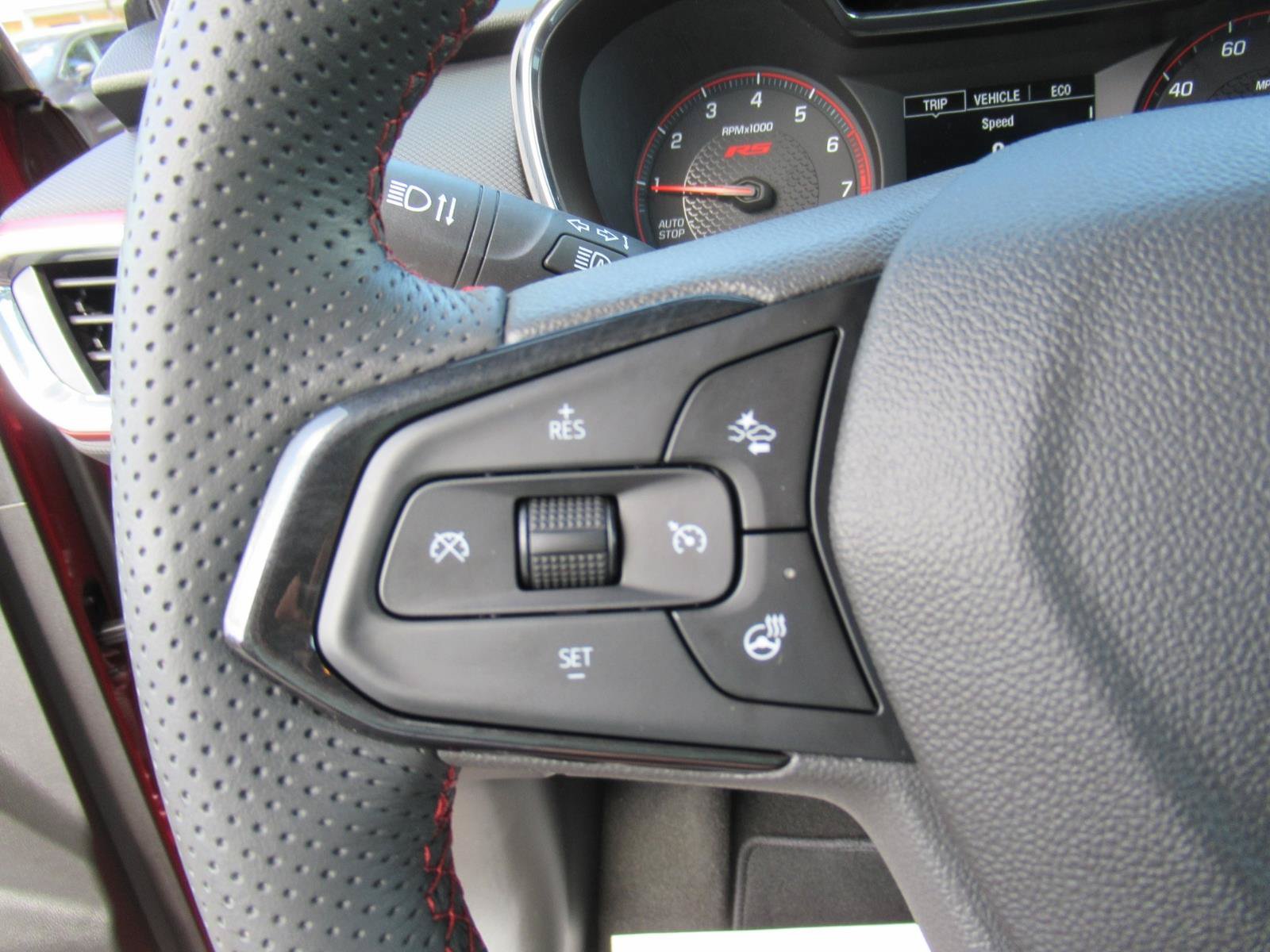 Used 2023 Chevrolet TrailBlazer RS w/ Sun and Liftgate Package FWD image 24