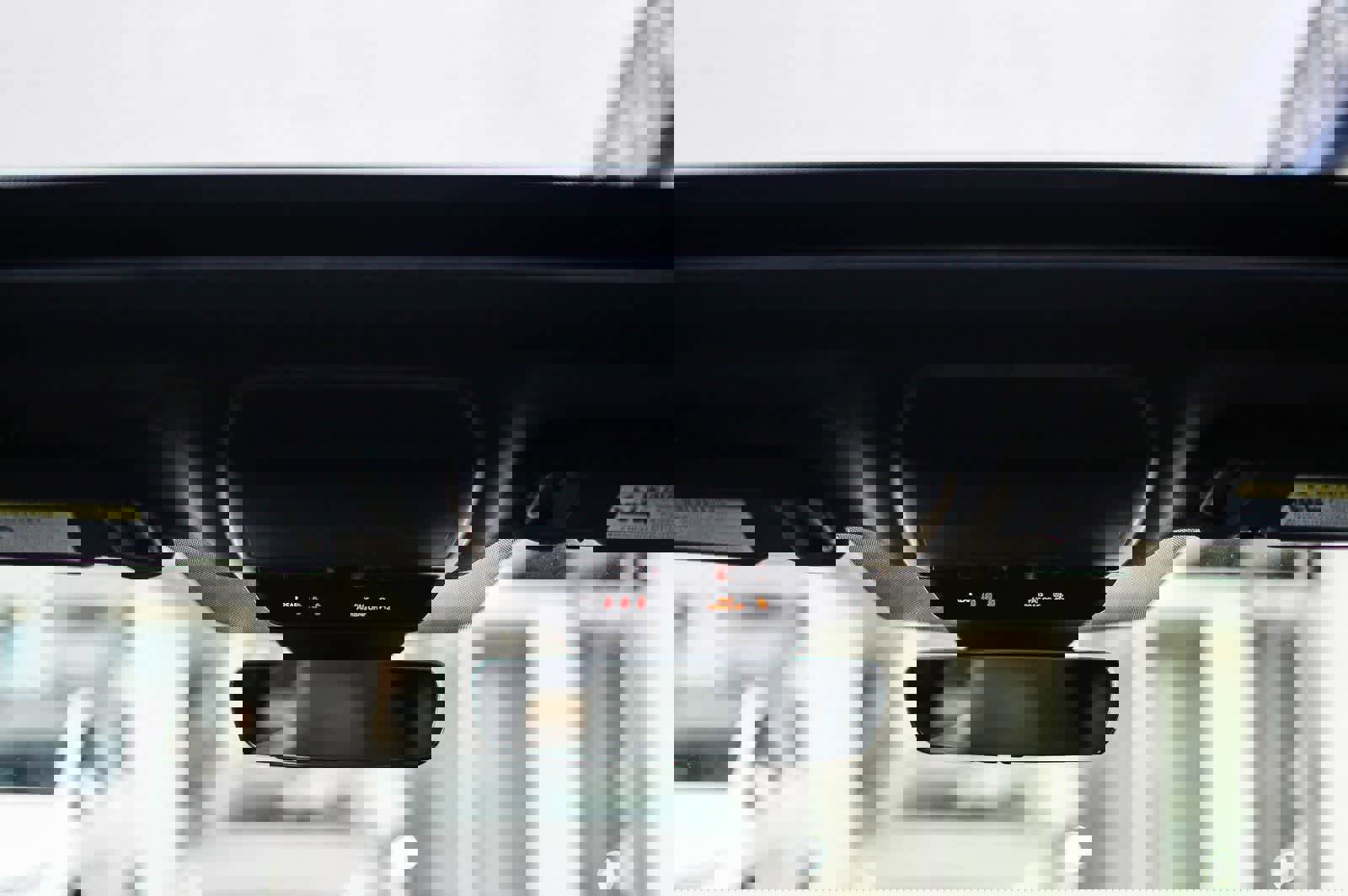 Used 2021 MAZDA MAZDA3 Hatchback w/Premium Plus Pkg image 11