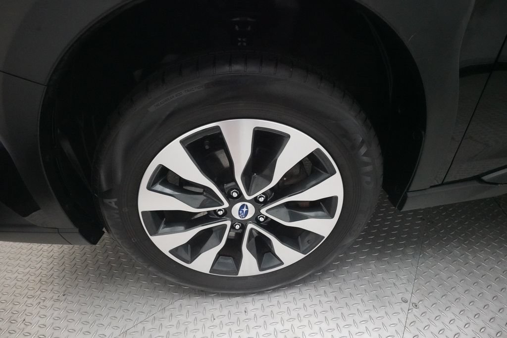Certified 2025 Subaru Outback Limited AWD/4WD image 27