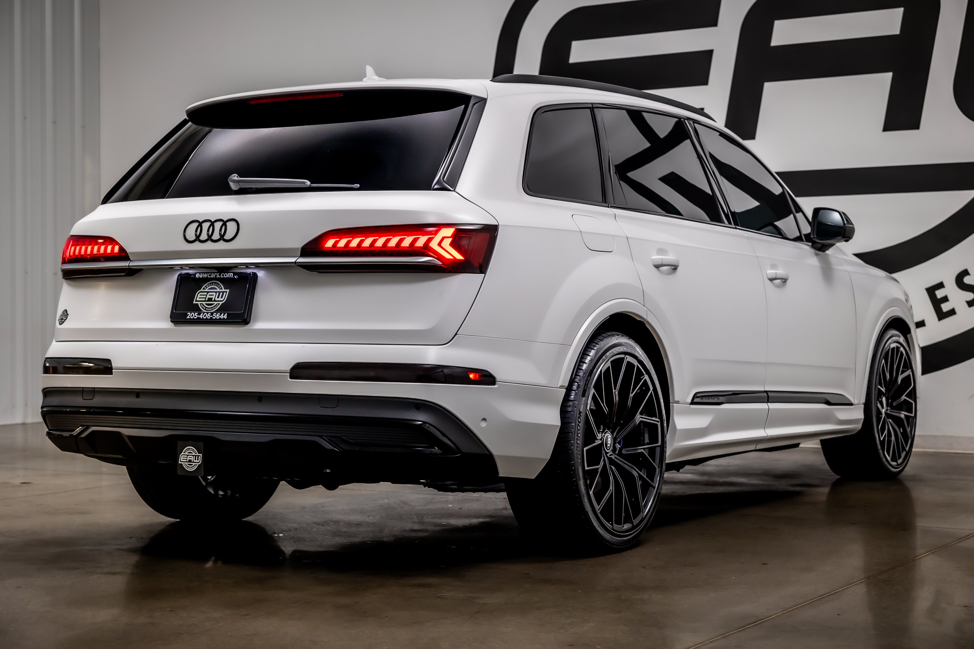 Used 2021 Audi Q7 3.0T Prestige AWD/4WD image 31