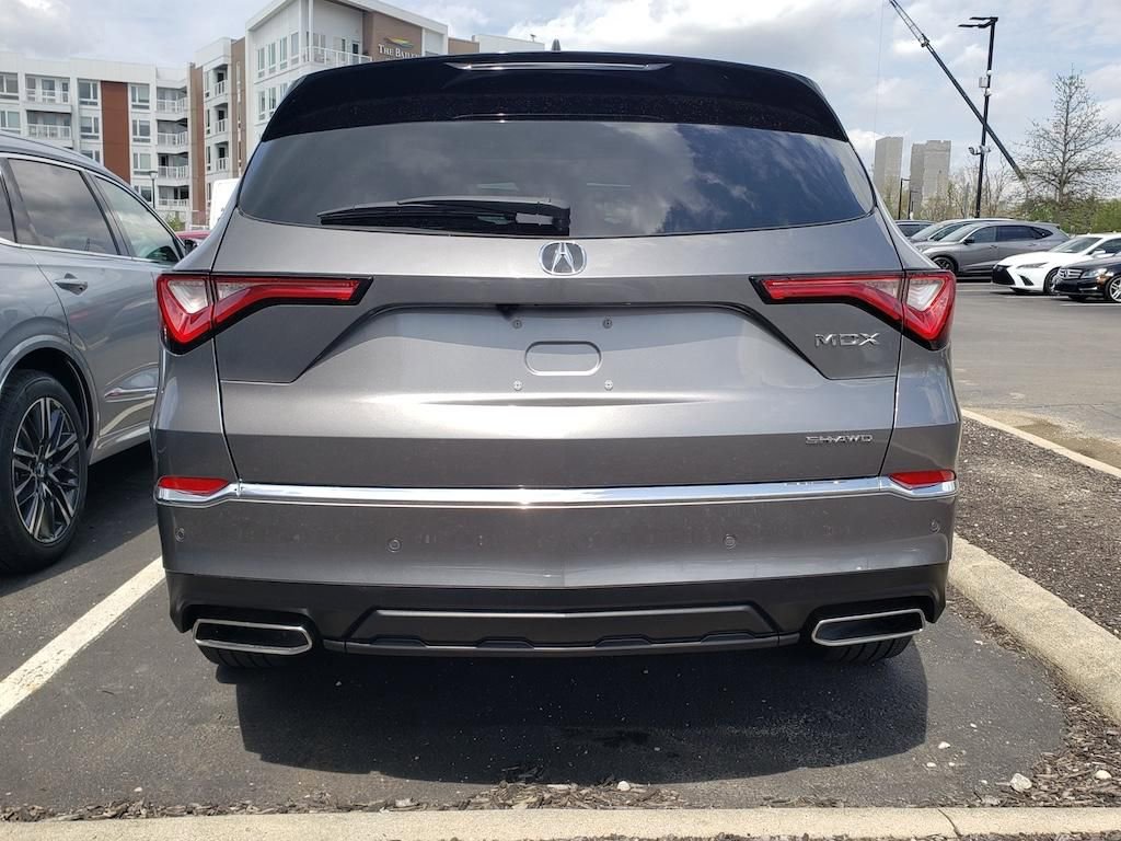 Used 2023 Acura MDX SH-AWD w/ Advance Package image 7