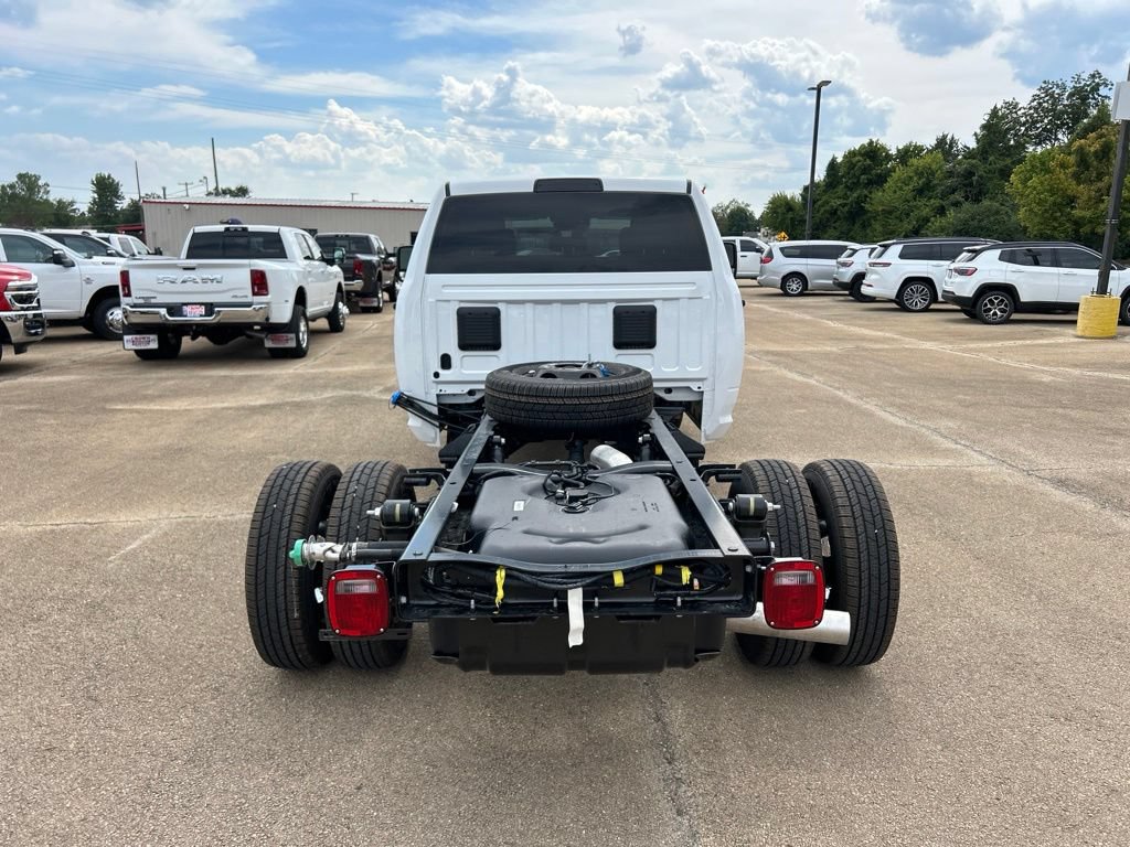 New 2027 RAM 3500 Tradesman w/ Chrome Appearance Group A AWD/4WD image 3