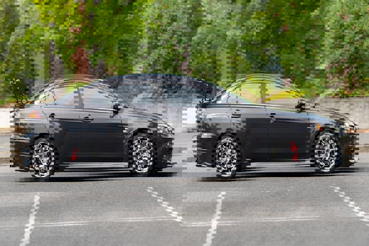 Used 2013 Mitsubishi Lancer Evolution MR image 88