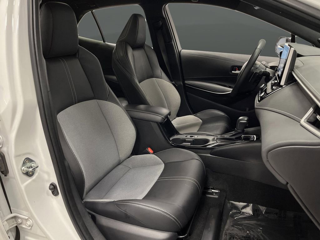 Used 2024 Toyota Corolla XSE image 29