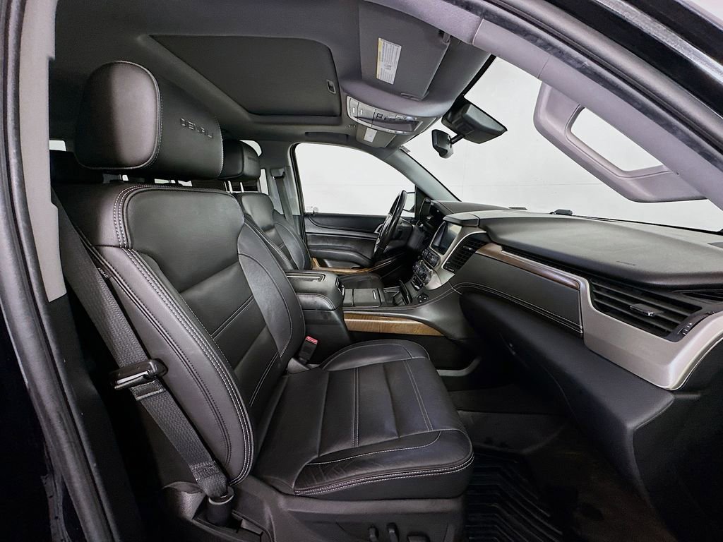 Used 2020 GMC Yukon Denali w/ Denali Premium Package image 31