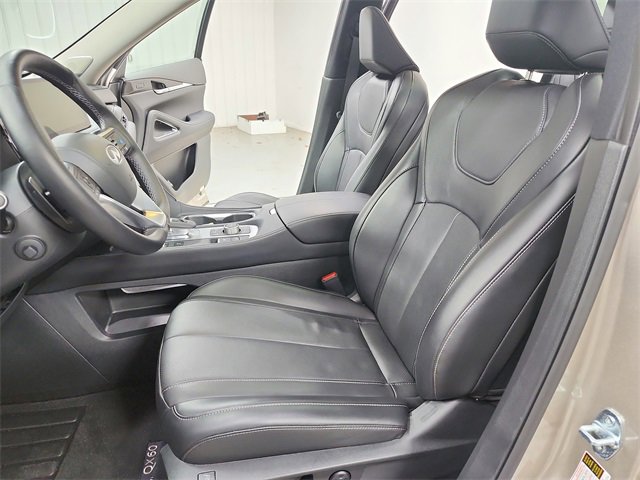 Used 2025 INFINITI QX60 Sensory image 19