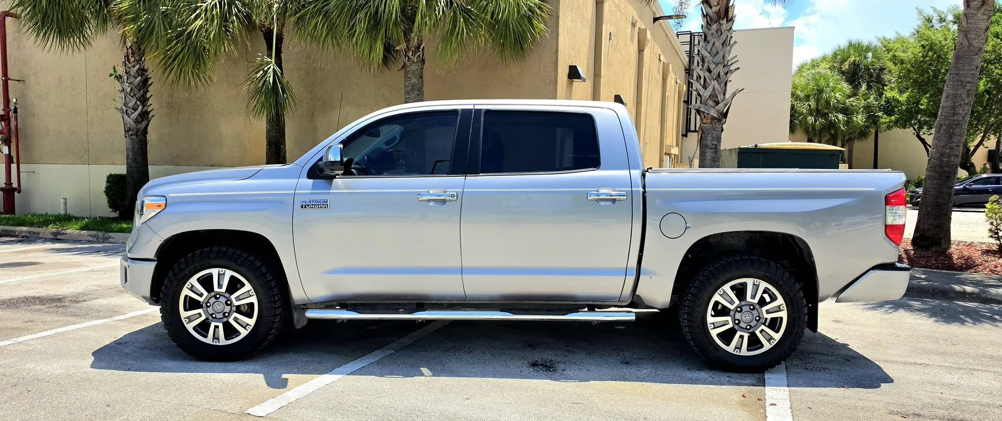 Used 2019 Toyota Tundra Platinum AWD/4WD image 5