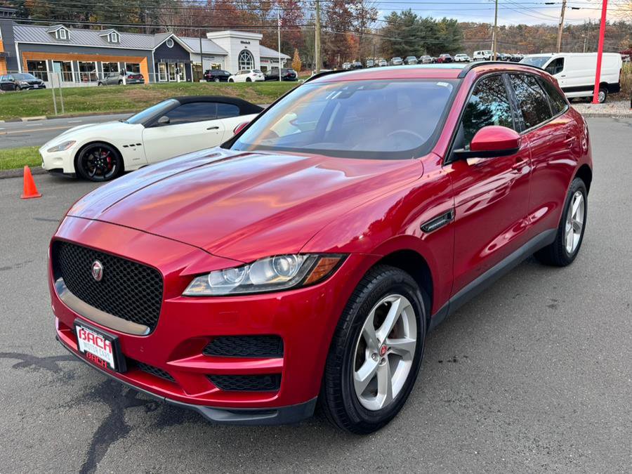 Used 2018 Jaguar F-PACE Premium image 4