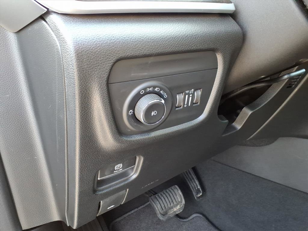 New 2026 Jeep Grand Cherokee Limited w/ Limited Altitude Package image 19