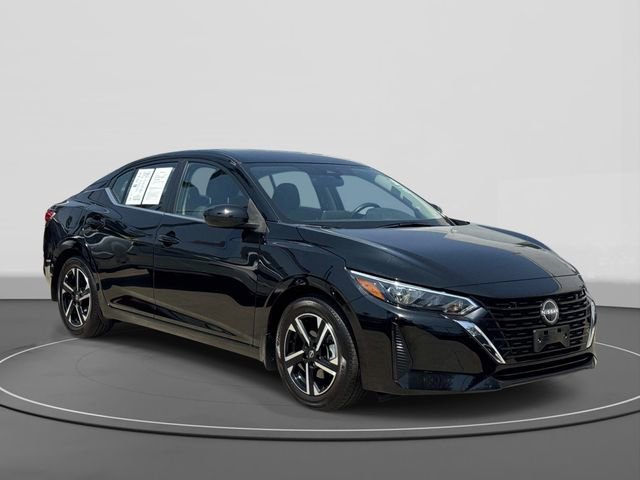 Used 2025 Nissan Sentra SV w/ Trunk Package FWD image 1