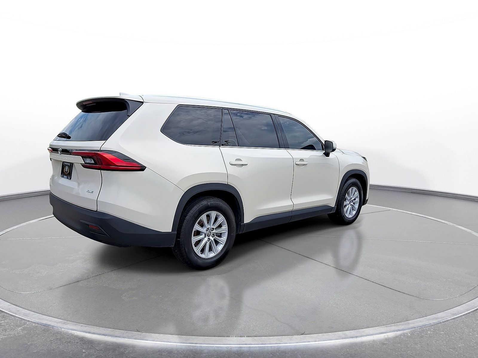Used 2024 Toyota Grand Highlander AWD image 8