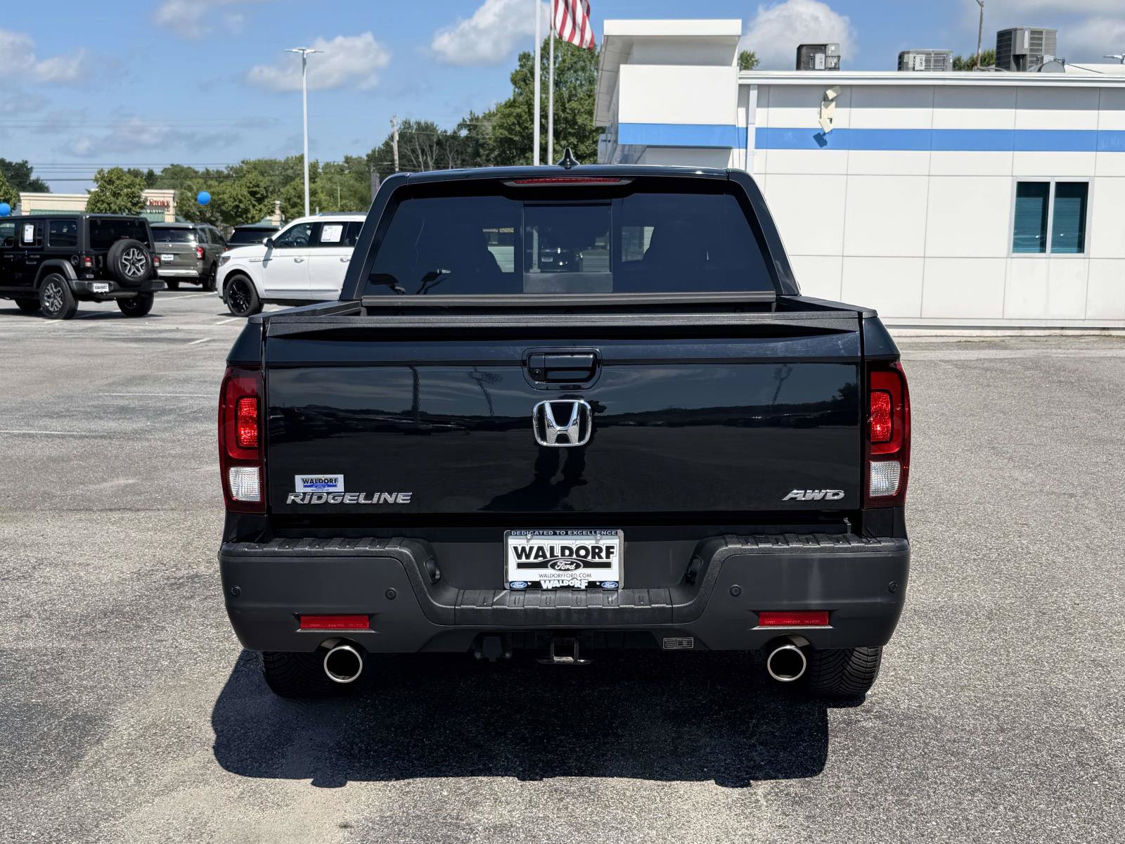 Used 2022 Honda Ridgeline Black Edition image 3