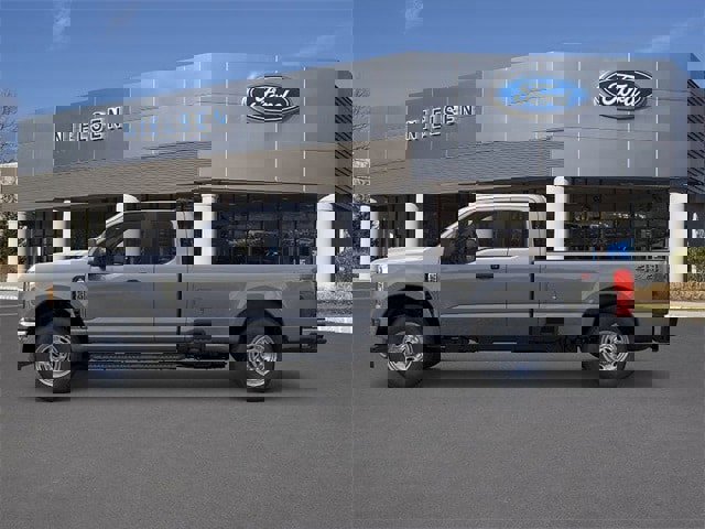 New 2026 Ford F250 XL image 3