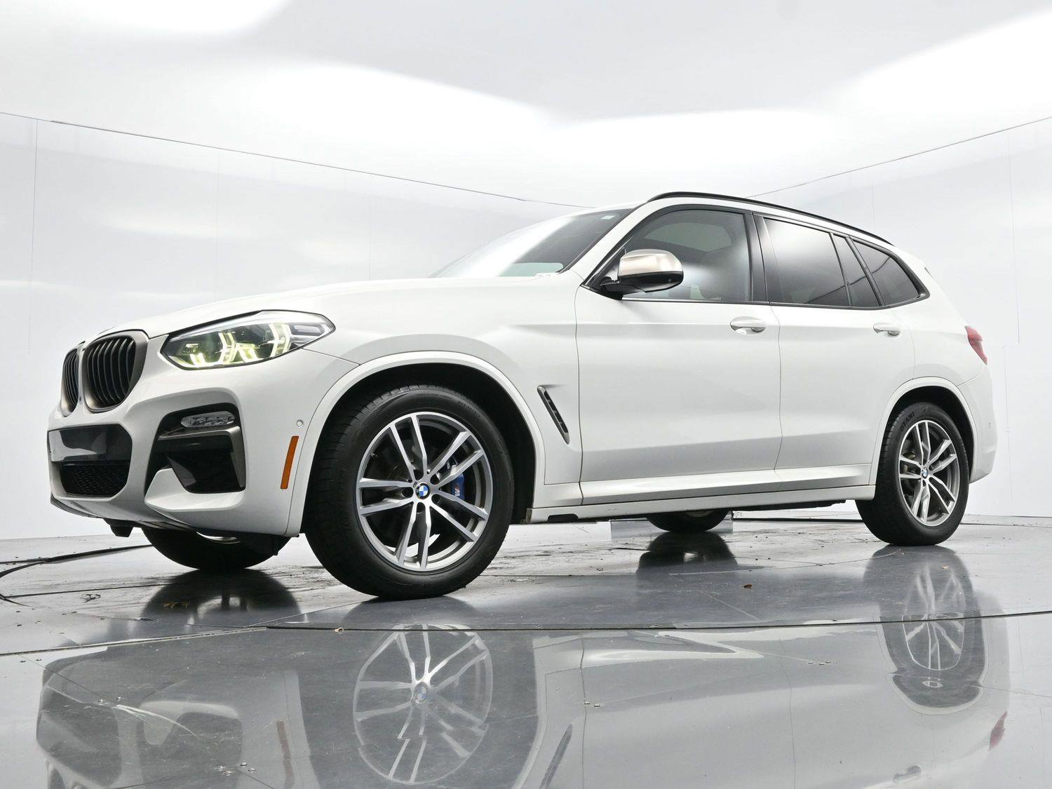 Used 2018 BMW X3 M40i image 43
