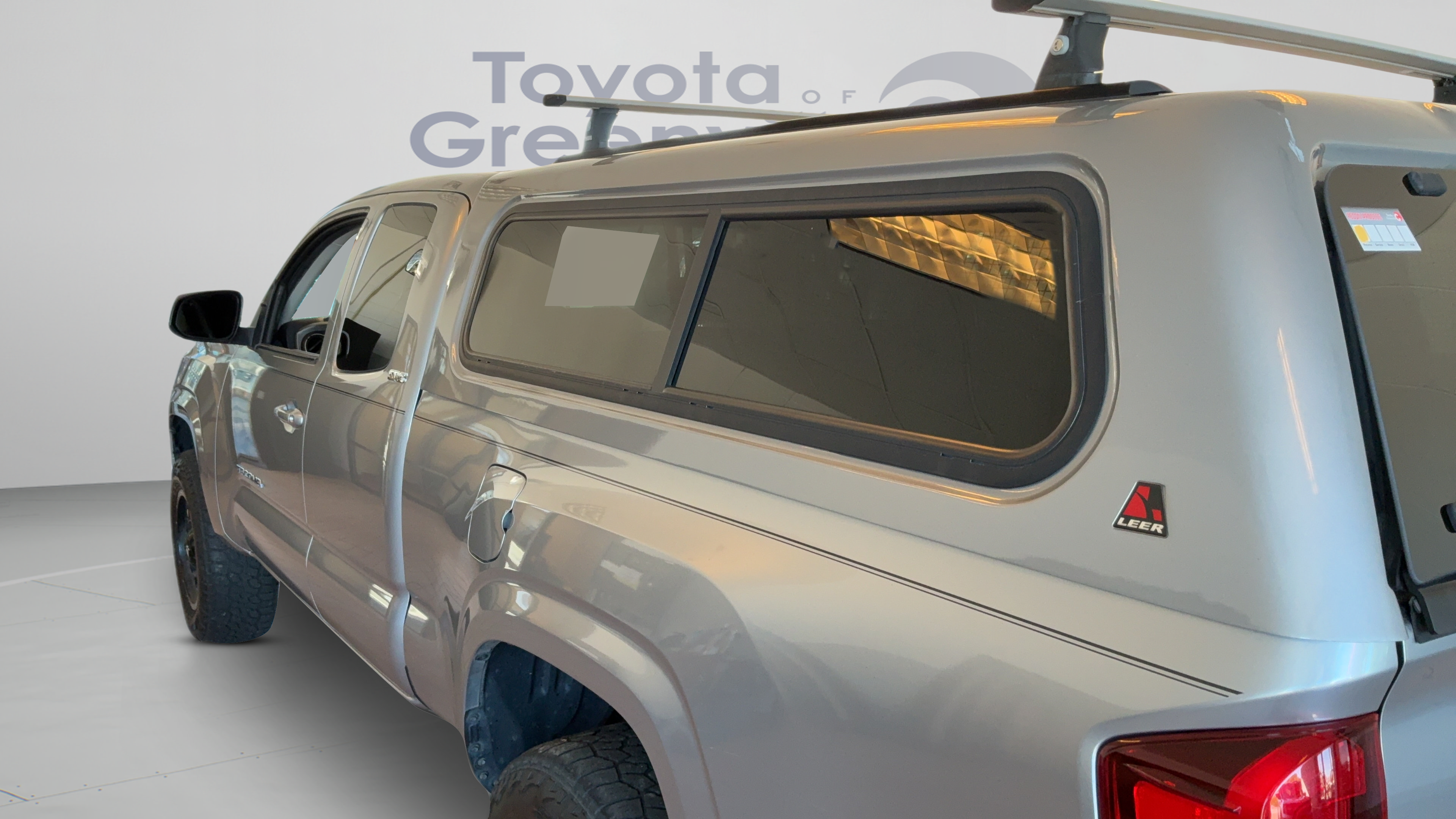 Used 2021 Toyota Tacoma SR5 RWD image 37