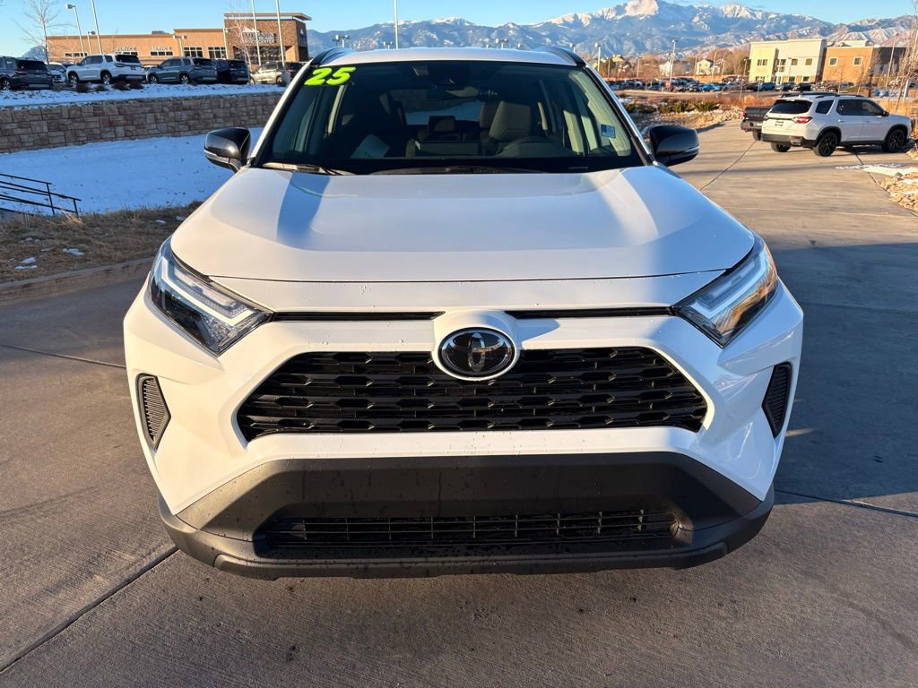 Used 2025 Toyota RAV4 XLE image 2
