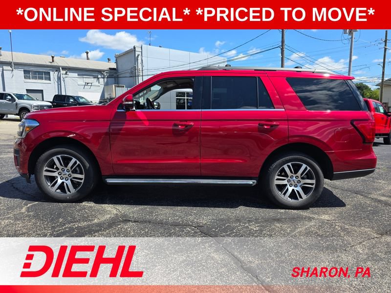 Used 2022 Ford Expedition XLT AWD/4WD image 4