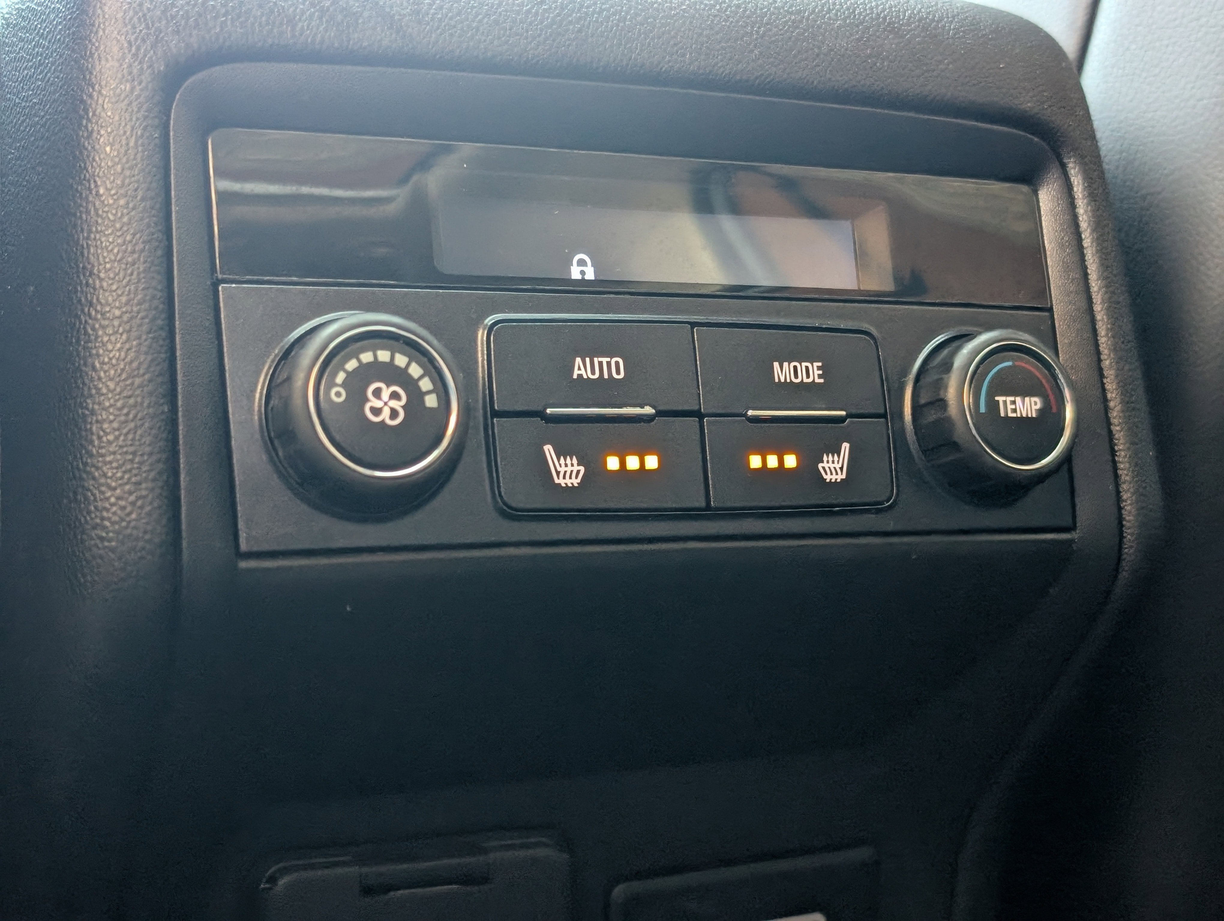 Used 2022 GMC Acadia Denali w/ Trailering Package image 40