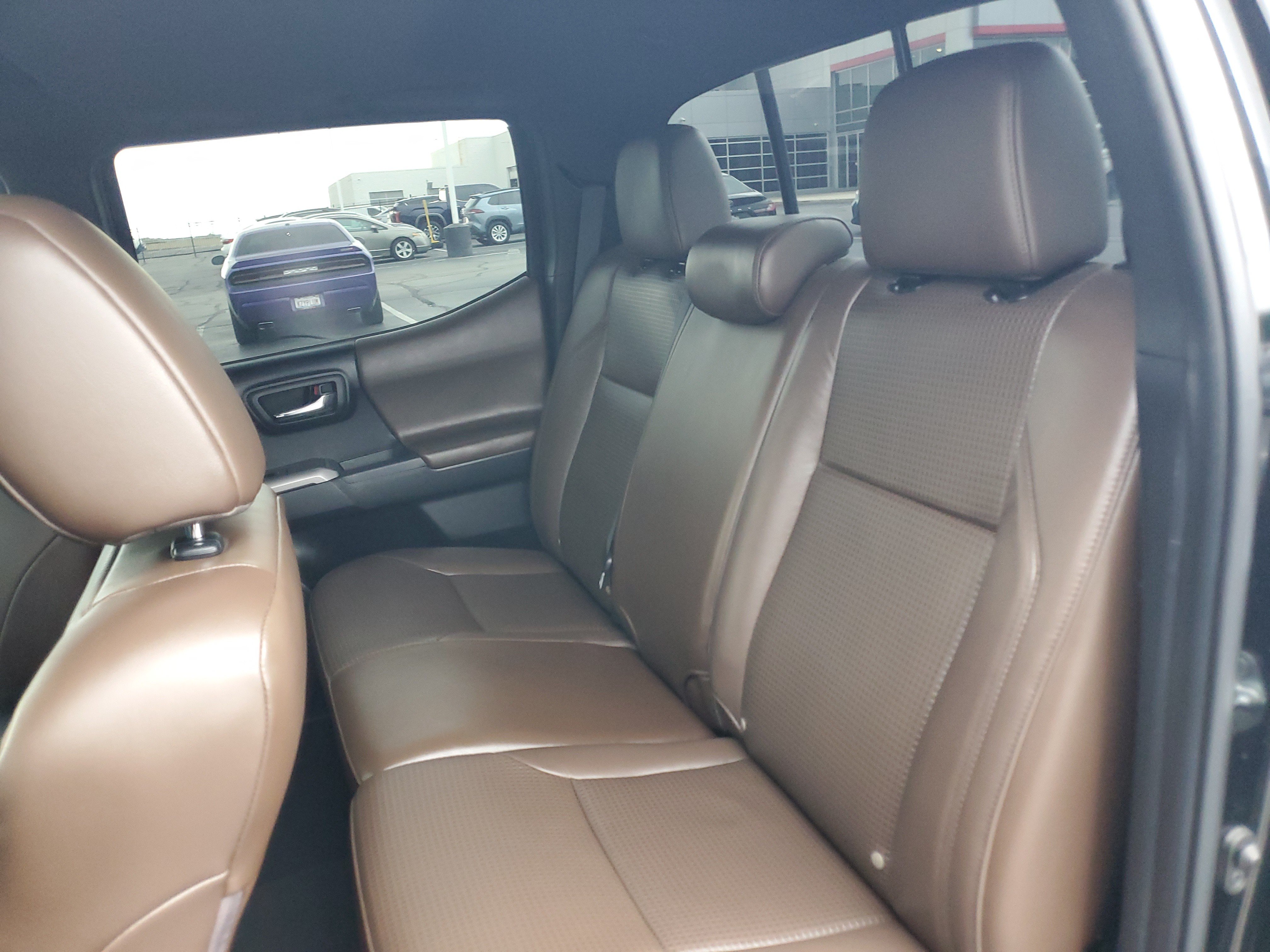 Certified 2023 Toyota Tacoma Limited AWD/4WD image 13