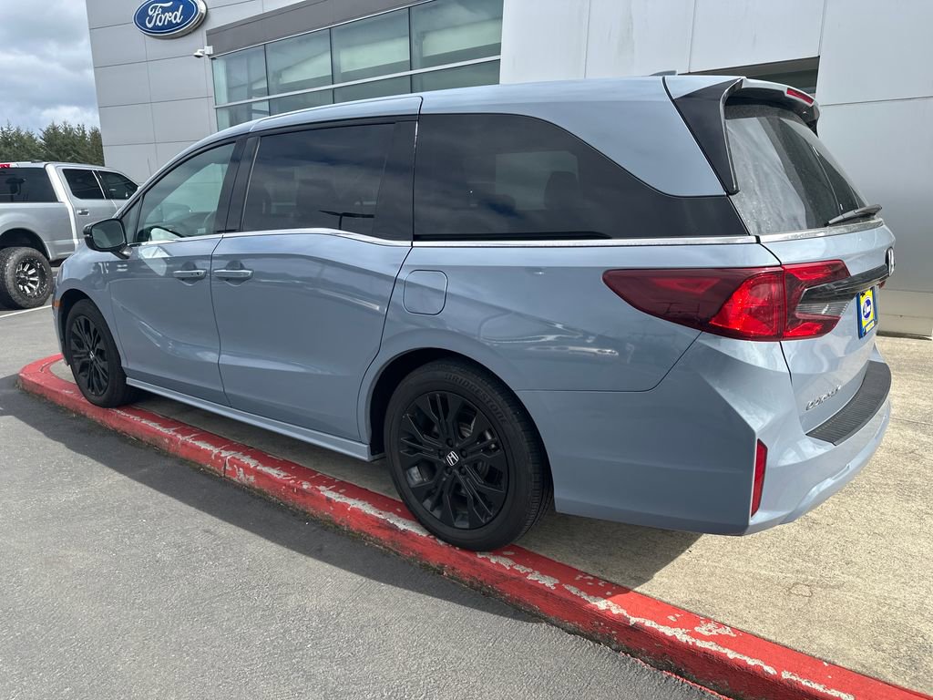 Used 2025 Honda Odyssey Sport-L image 2