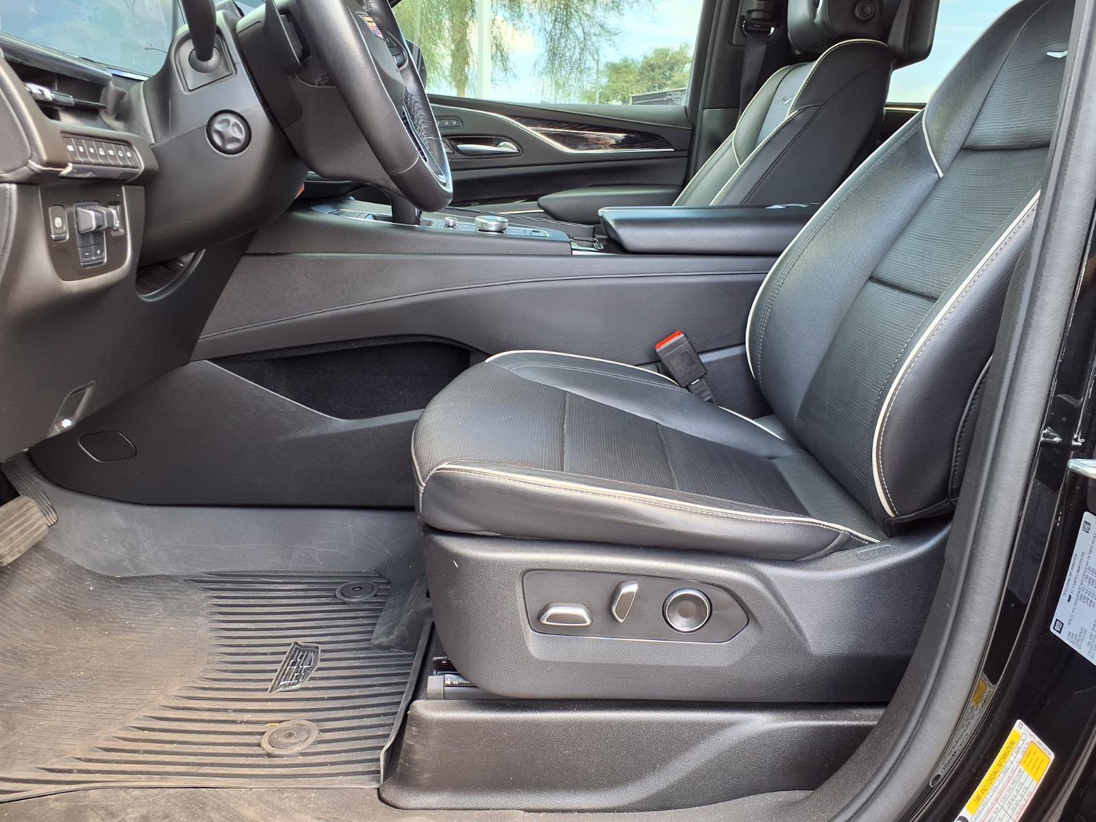 Used 2021 Cadillac Escalade ESV Sport w/ Driver Assist Tech Package AWD/4WD image 22
