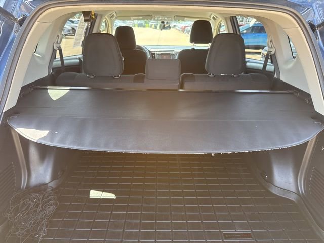 Used 2014 Toyota RAV4 LE AWD/4WD image 40