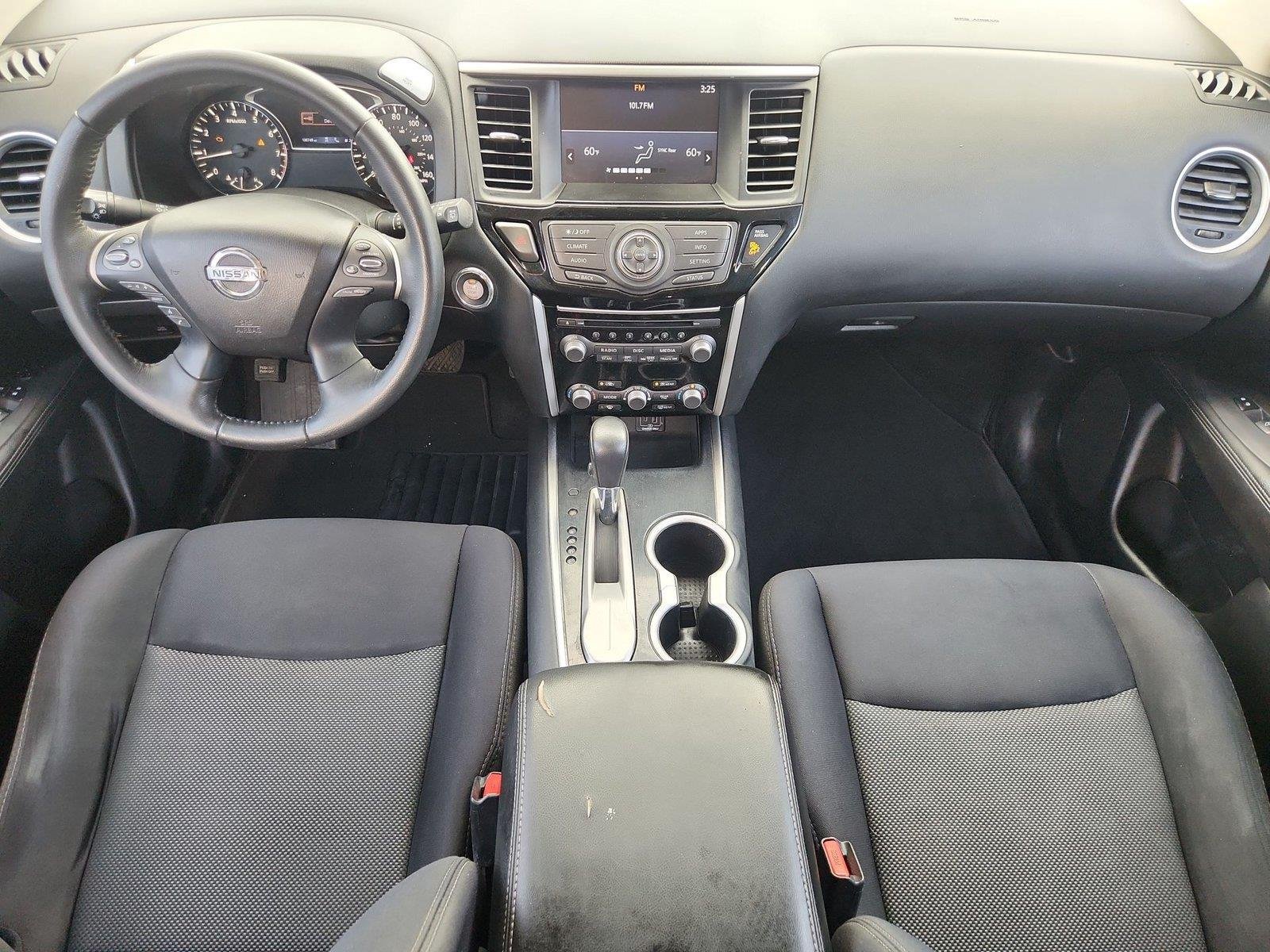 Used 2019 Nissan Pathfinder SV FWD image 19