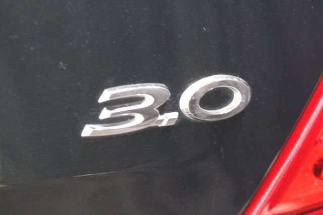 Used 2015 Jaguar XJ L Portfolio RWD image 9