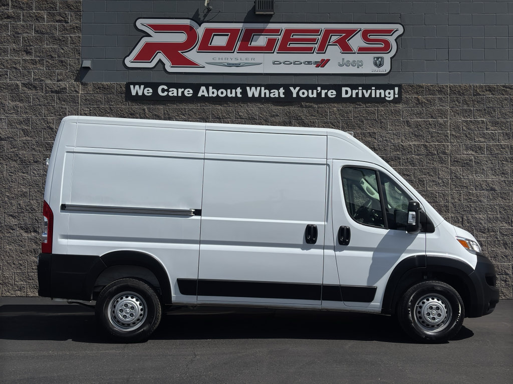 Used 2025 RAM ProMaster 1500 FWD image 4