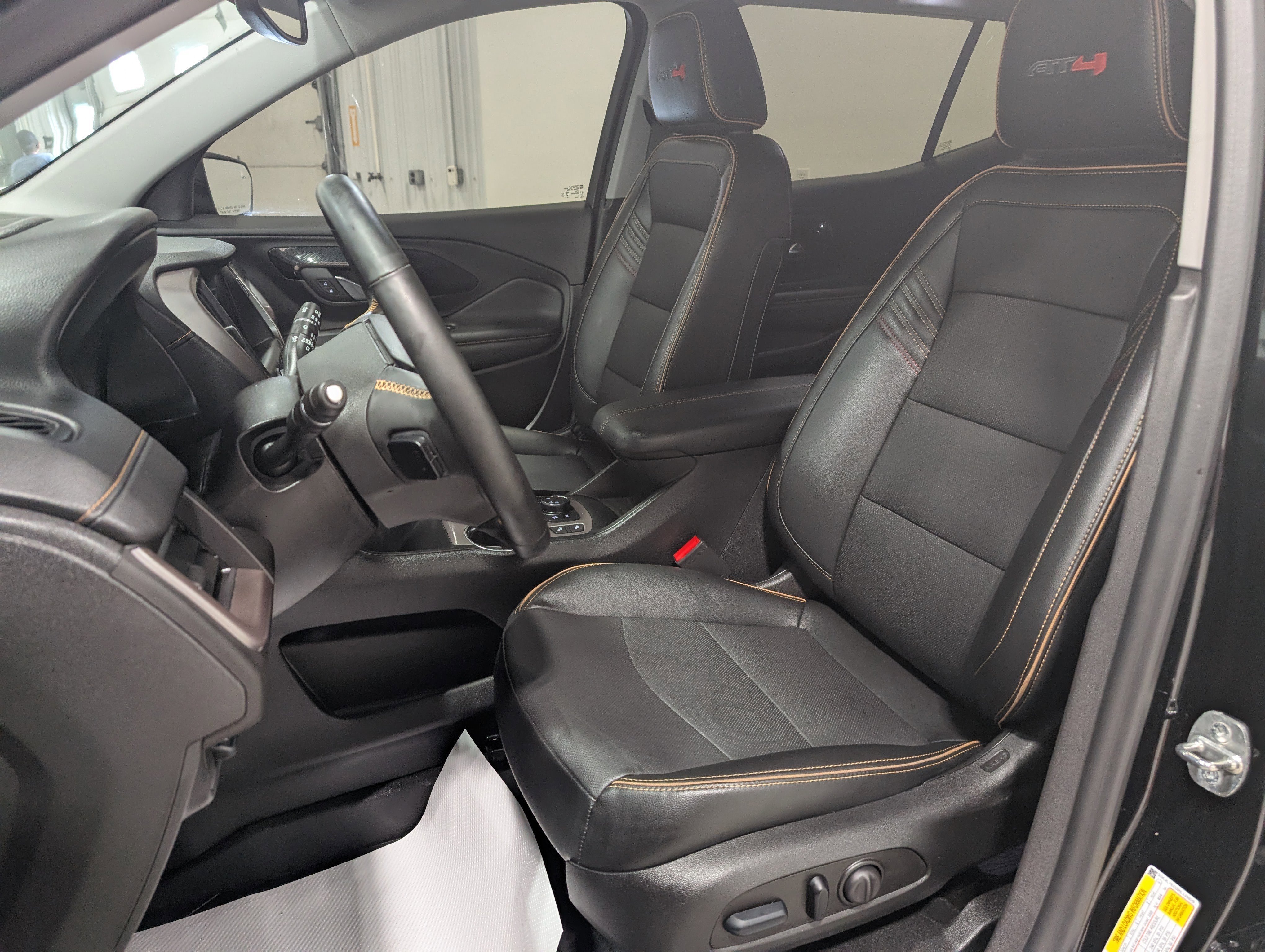 Used 2024 GMC Terrain AT4 w/ Tech Package image 15