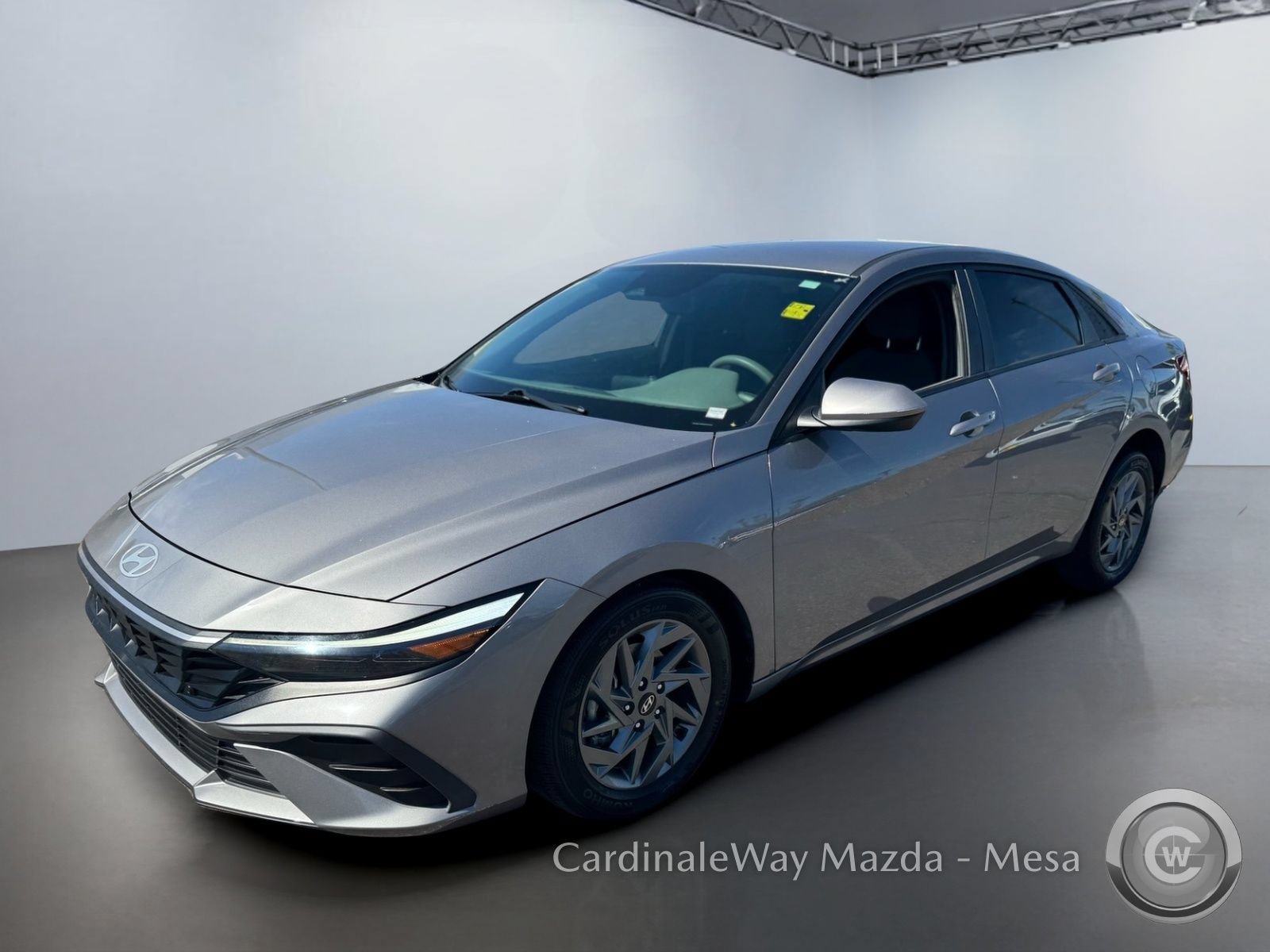Used 2024 Hyundai Elantra SEL FWD image 8