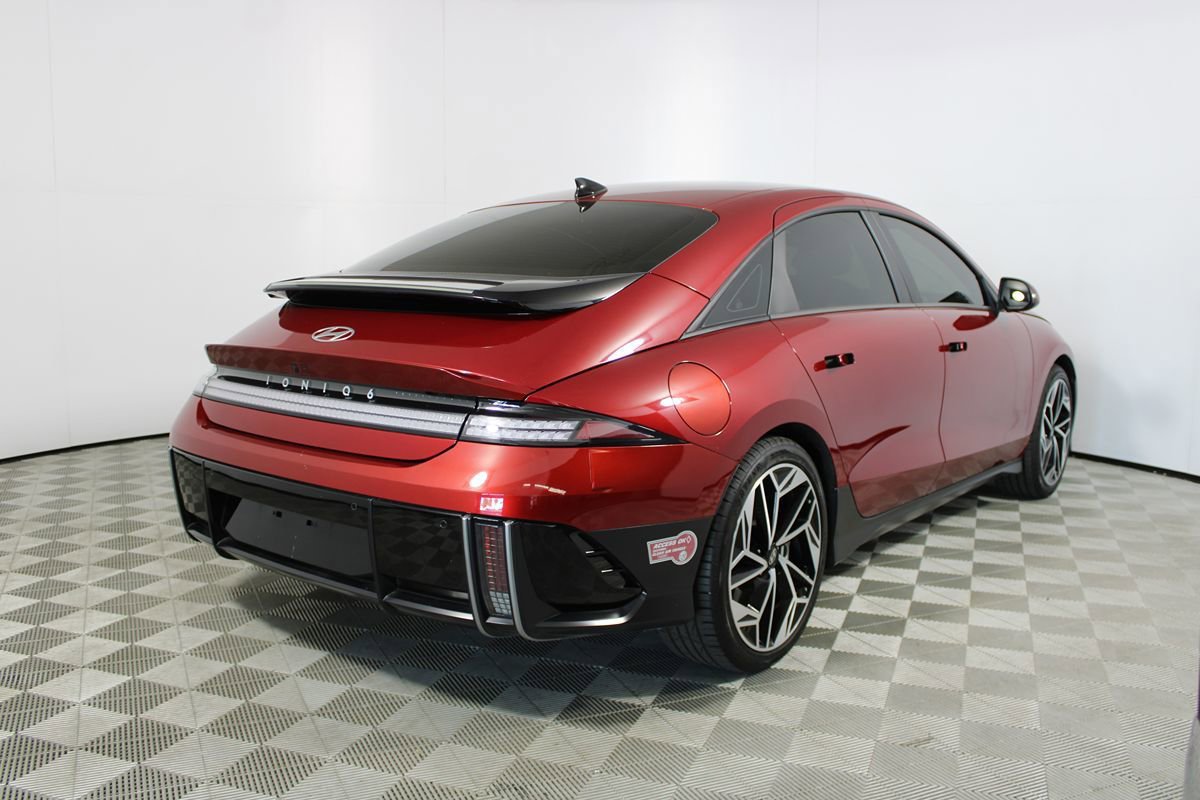 Used 2024 Hyundai Ioniq 6 SEL RWD image 39