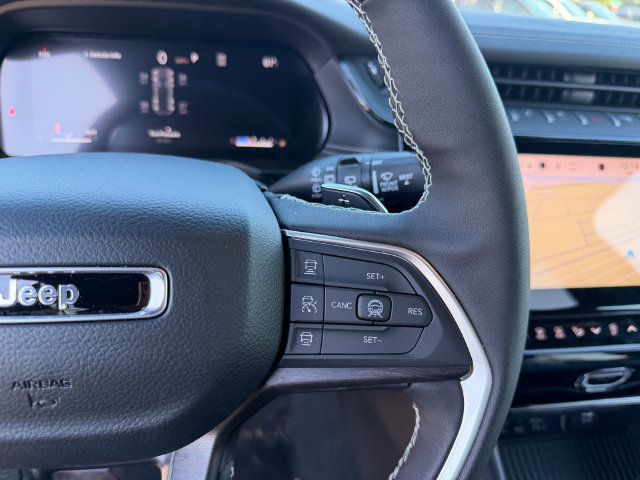 New 2026 Jeep Grand Cherokee Altitude AWD/4WD image 16