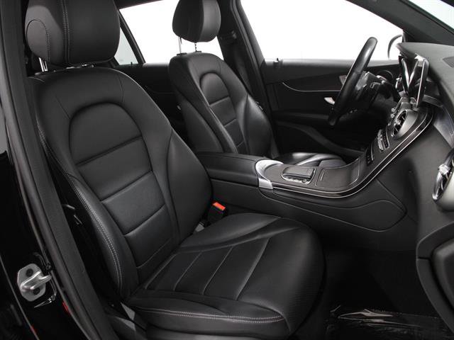 Used 2022 Mercedes-Benz GLC 300 4MATIC image 16