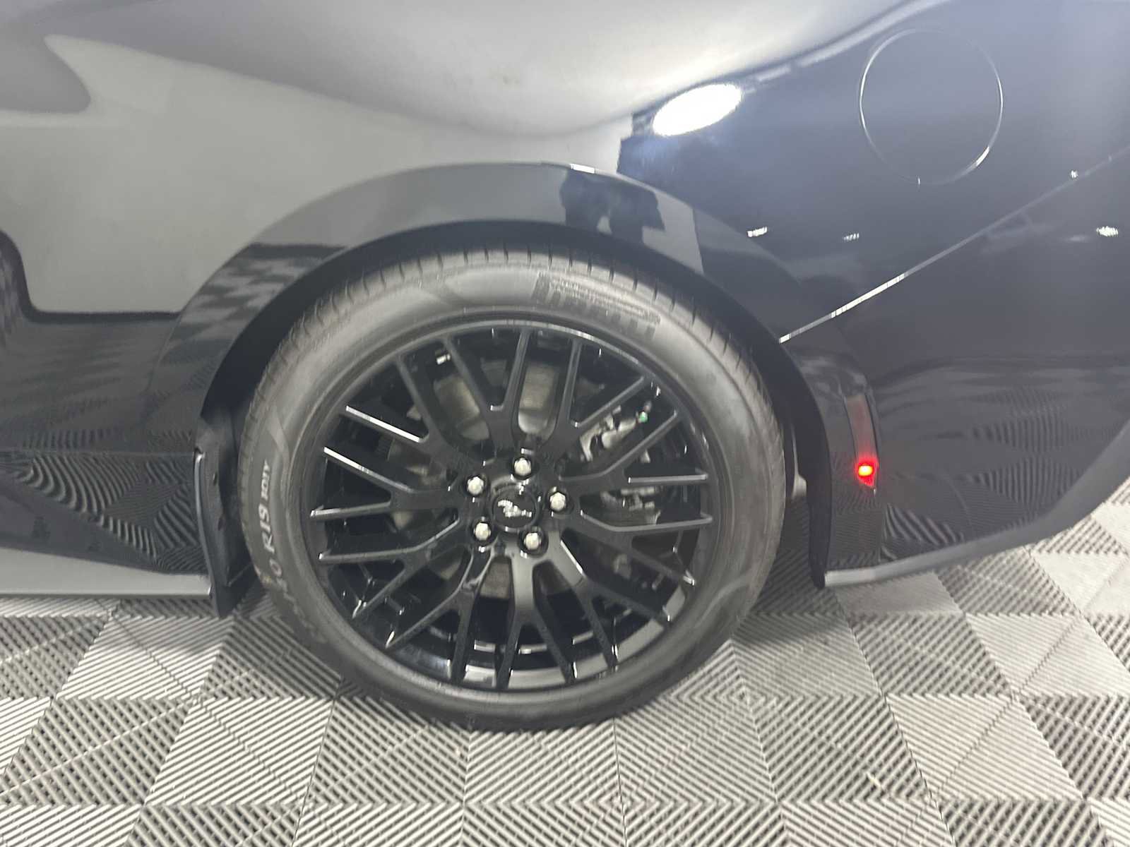 Used 2025 Ford Mustang GT Premium image 22
