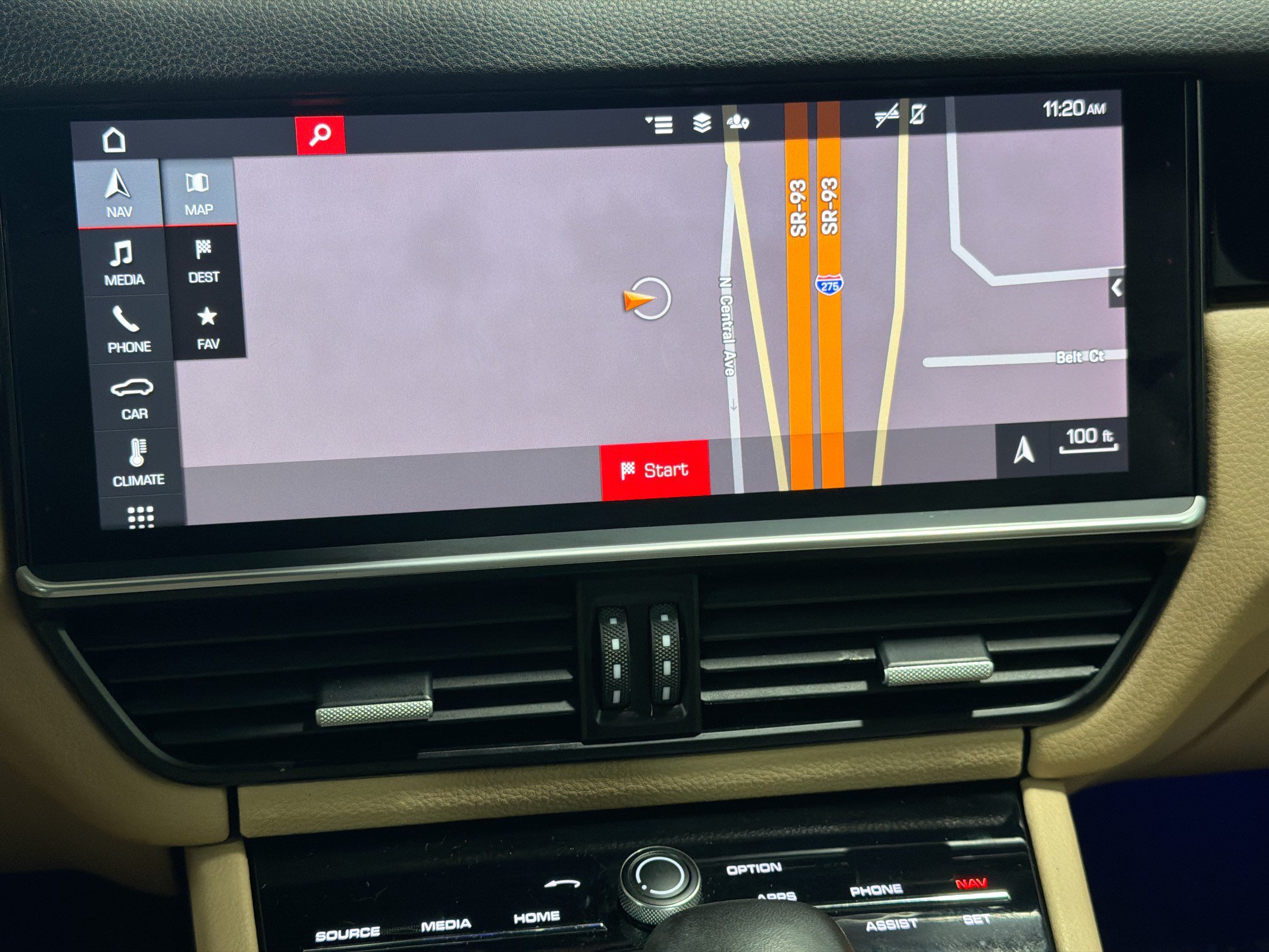 Certified 2020 Porsche Cayenne AWD/4WD image 31