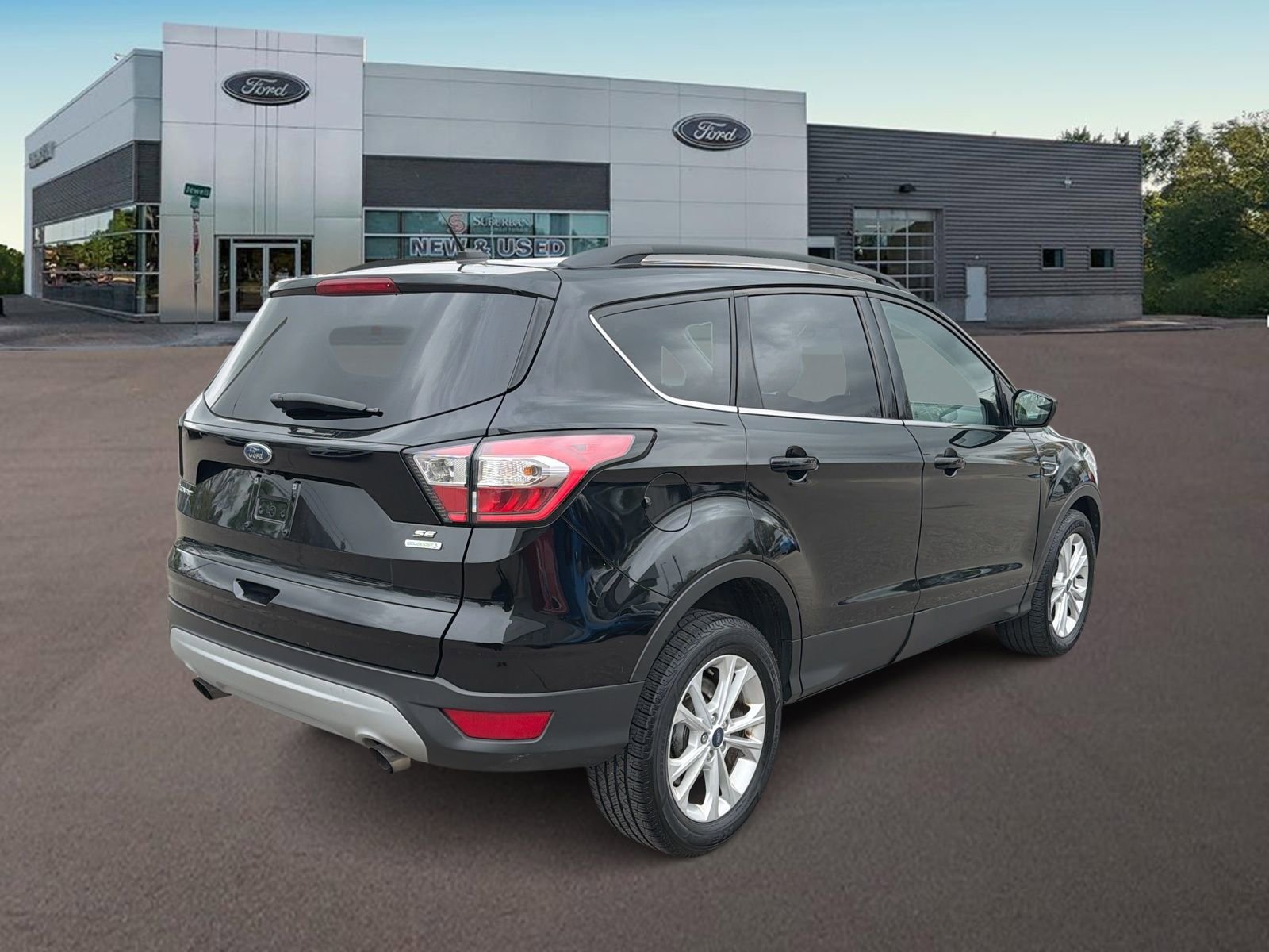 Used 2018 Ford Escape SE FWD image 11