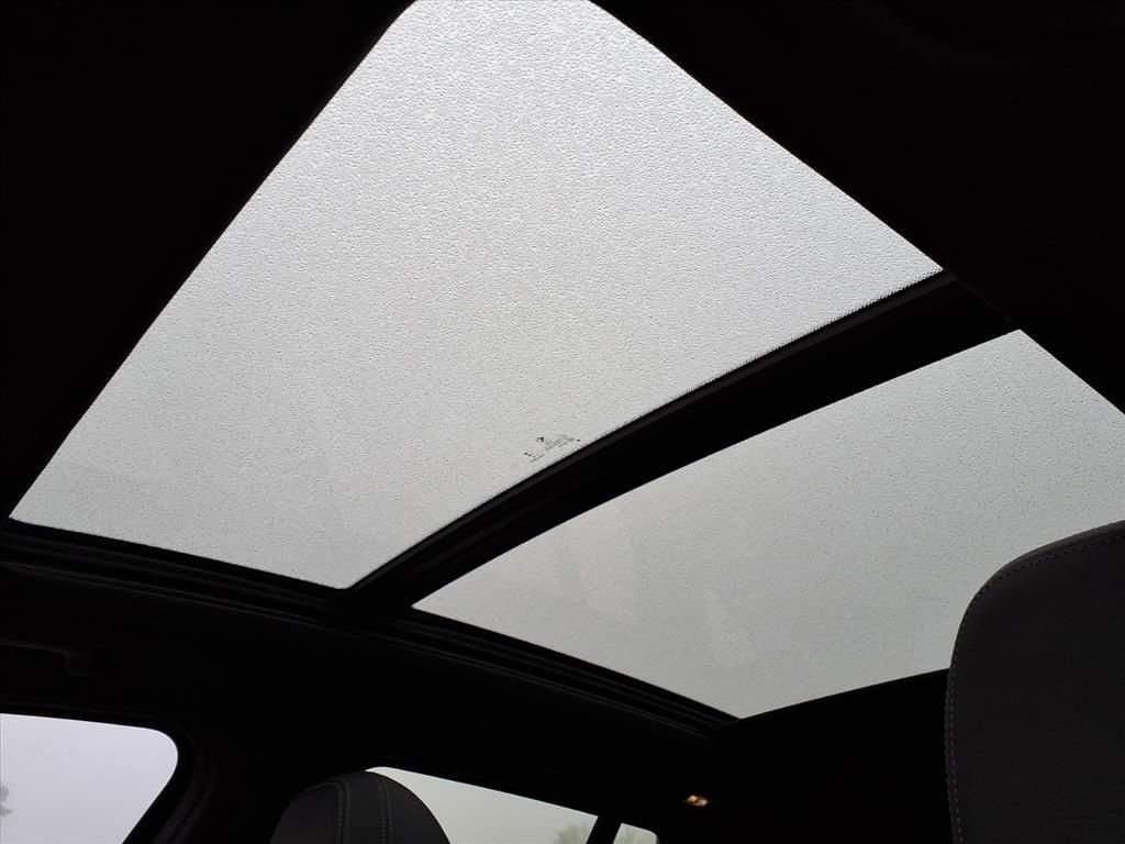 Used 2023 BMW X3 sDrive30i w/ Premium Package image 11