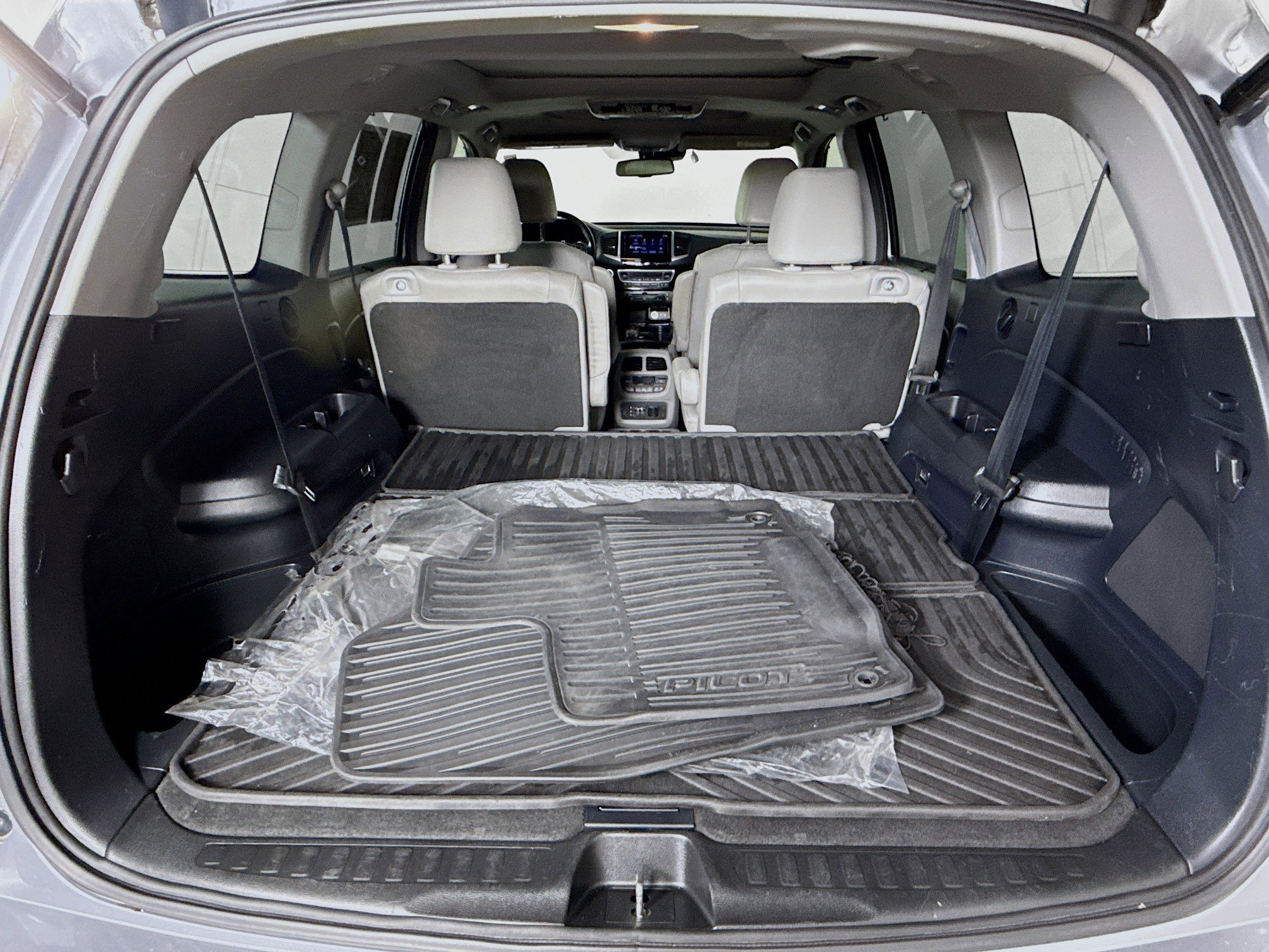 Used 2017 Honda Pilot Elite image 36