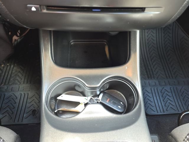 Used 2015 Dodge Journey American Value Package w/ Flexible Seating Group image 16