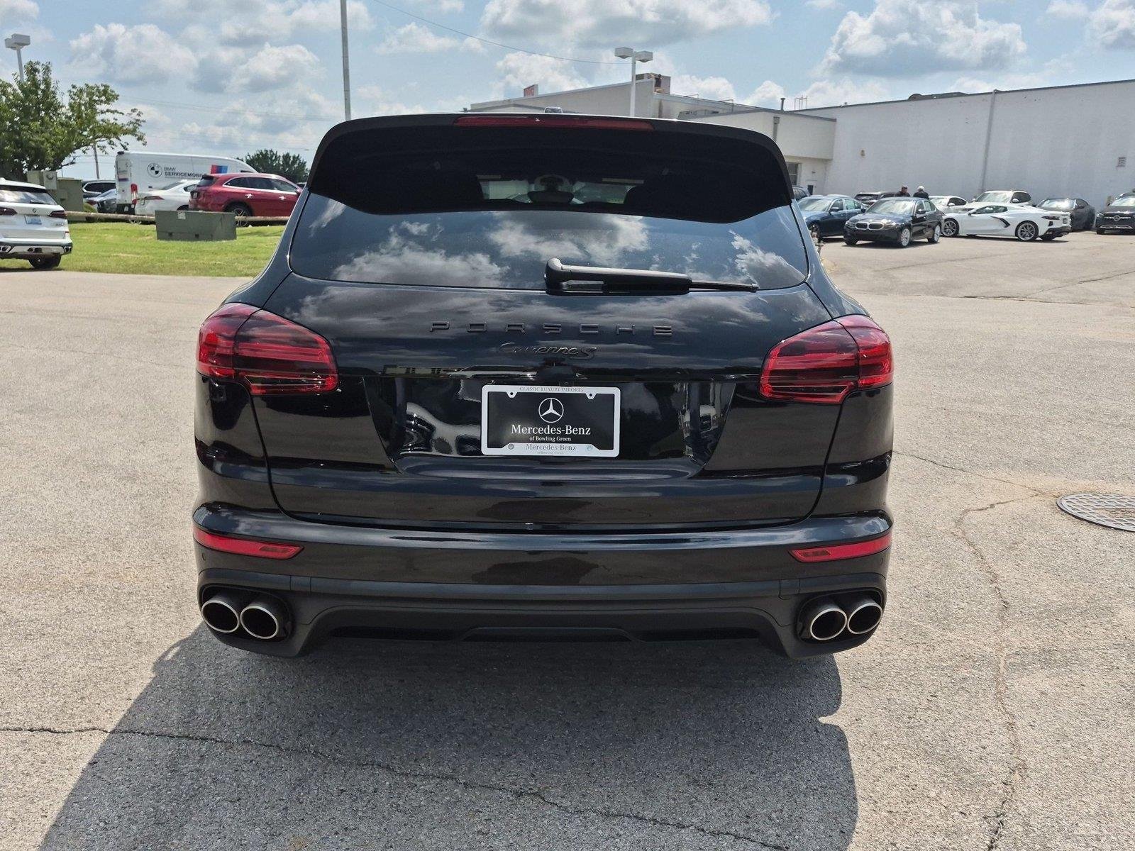 Used 2017 Porsche Cayenne S AWD/4WD image 4